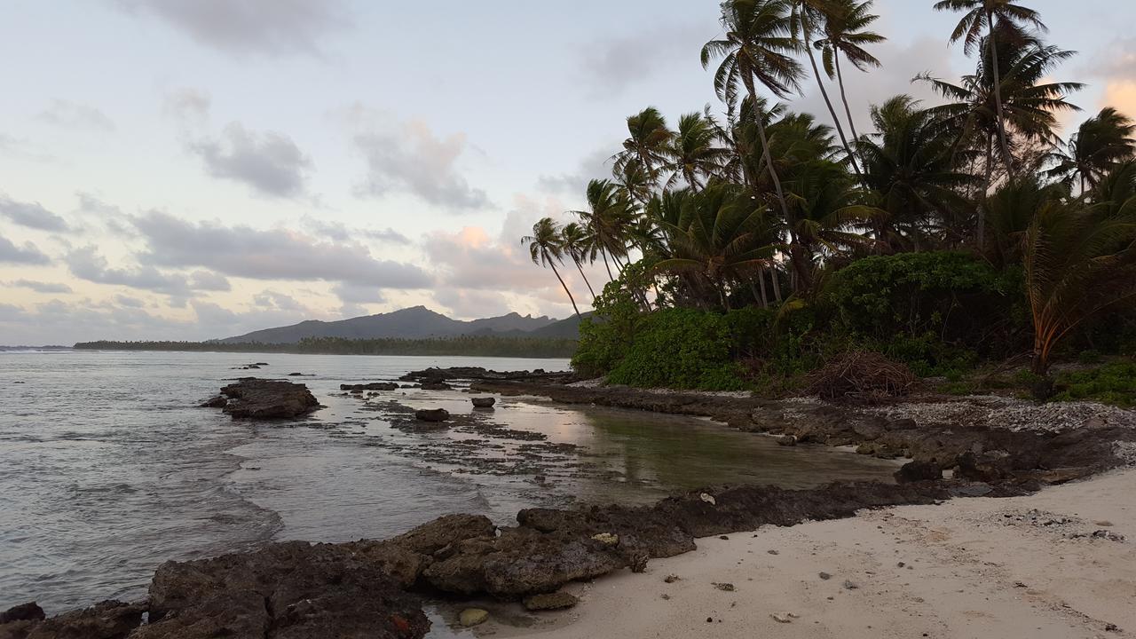 Tifaifai Et Cafe Huahine Bed & Breakfast Fare ภายนอก รูปภาพ